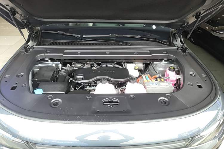 Used Leapmotor C16 2024 Range-Extended 200 Luxury Edition Engine Bay