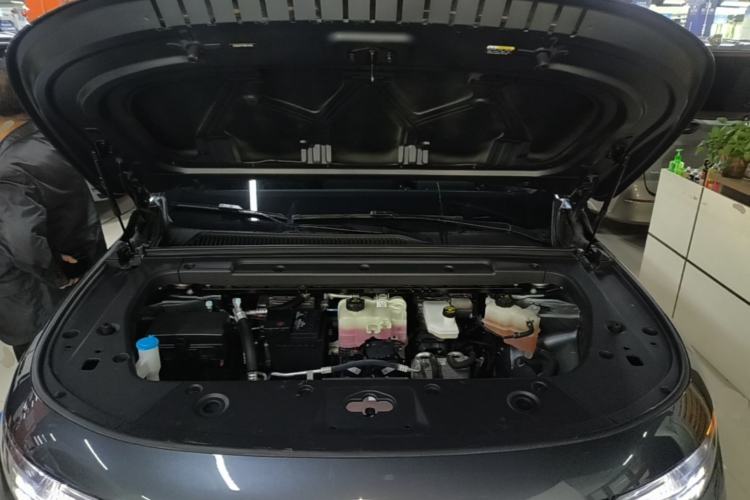 Used Leapmotor C16 2024 All-Electric 520 LiDAR Edition Engine Bay