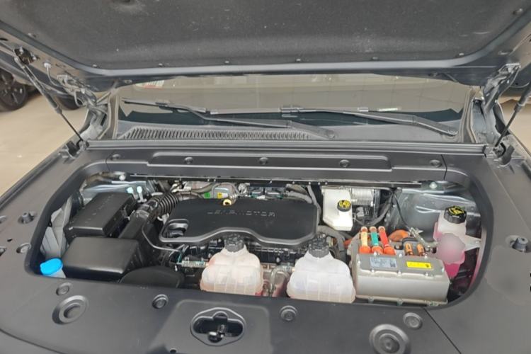 Used Leapmotor C16 2024 Range-Extended 200 Luxury Edition Engine Bay