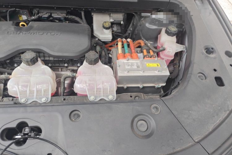Used Leapmotor C16 2024 Range-Extended 200 Luxury Edition Engine Bay Left