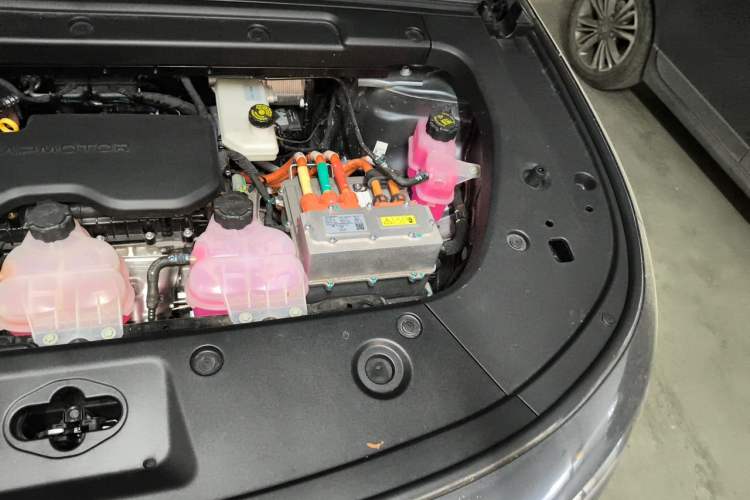 Used Leapmotor C16 2024 Range-Extended 200 Luxury Edition Engine Bay Left