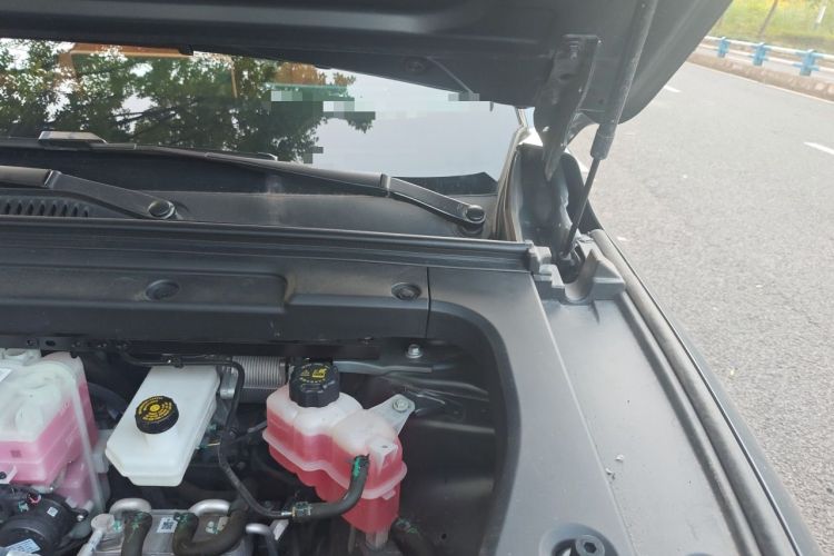 Used Leapmotor C16 2024 All-Electric 520 LiDAR Edition Engine Bay Left