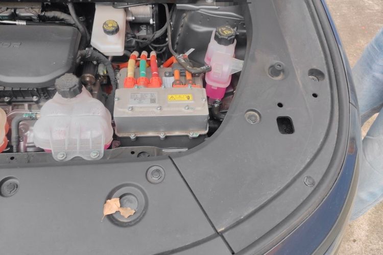 Used Leapmotor C16 2024 Range-Extended 200 Luxury Edition Engine Bay Left