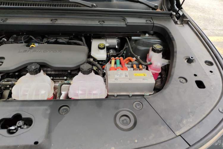 Used Leapmotor C16 2024 Range-Extended 200 Luxury Edition Engine Bay Left