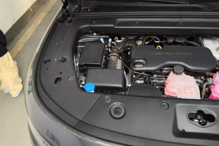 Used Leapmotor C16 2024 Range-Extended 200 Luxury Edition Engine Bay Right
