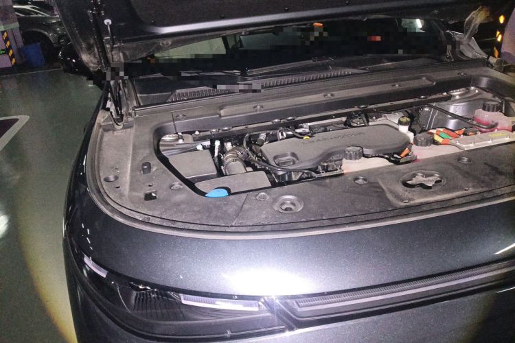 Used Leapmotor C16 2024 Range-Extended 200 Luxury Edition Engine Bay Right