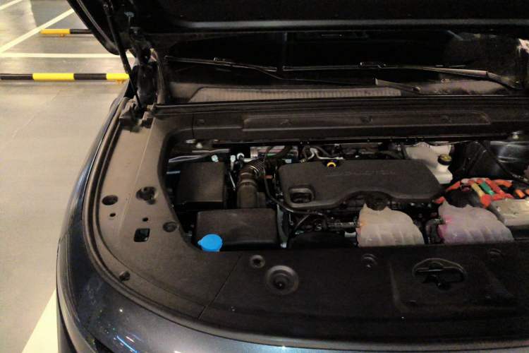 Used Leapmotor C16 2024 Range-Extended 200 Luxury Edition Engine Bay Right