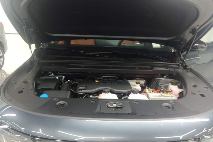 Used Leapmotor C16 2024 Range-Extended 200 Luxury Edition Engine Bay