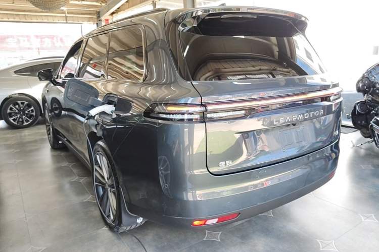 Used Leapmotor C16 2024 Range-Extended 200 Luxury Edition Exterior 2