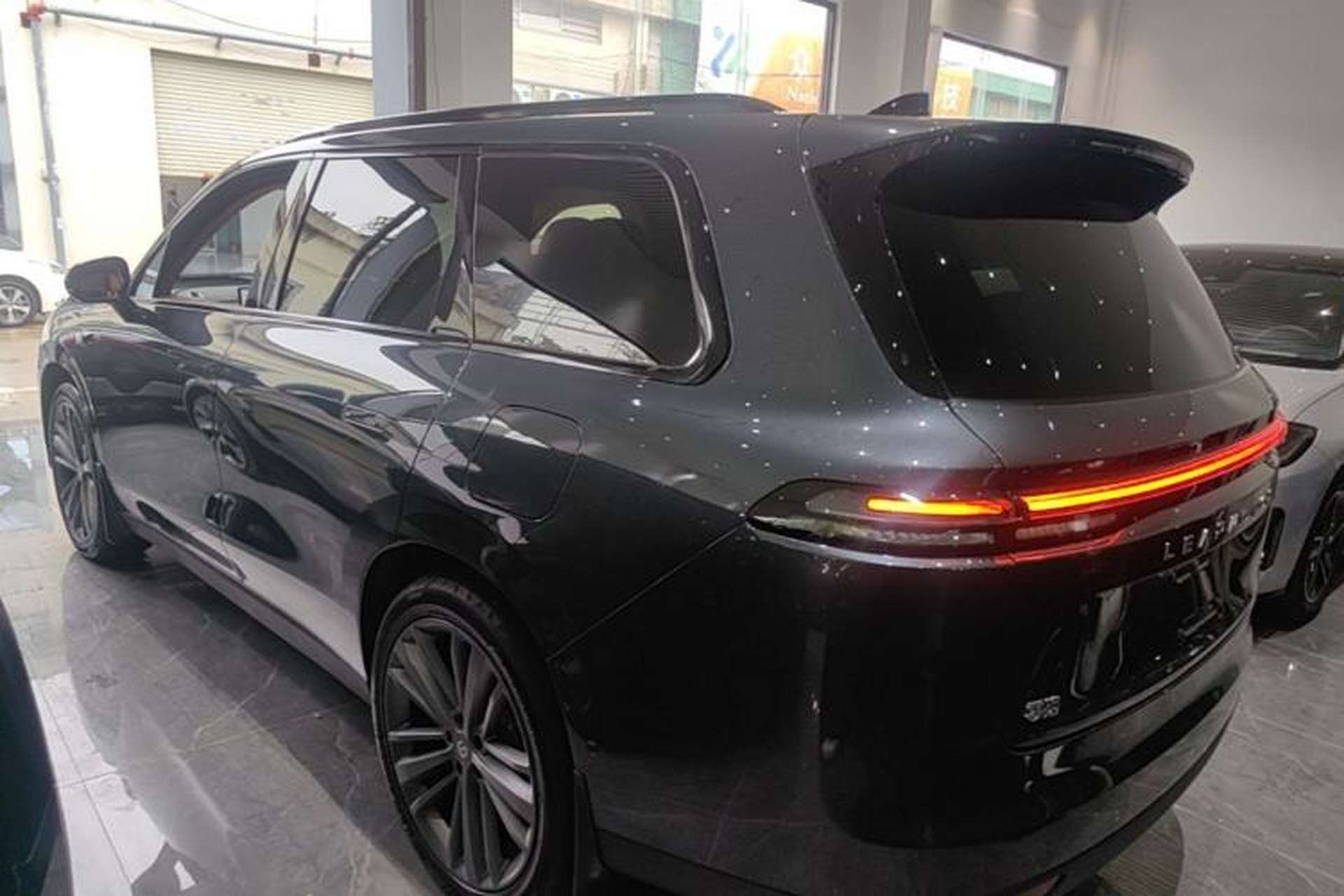 Used Leapmotor C16 2024 Range-Extended 200 Luxury Edition Exterior 2