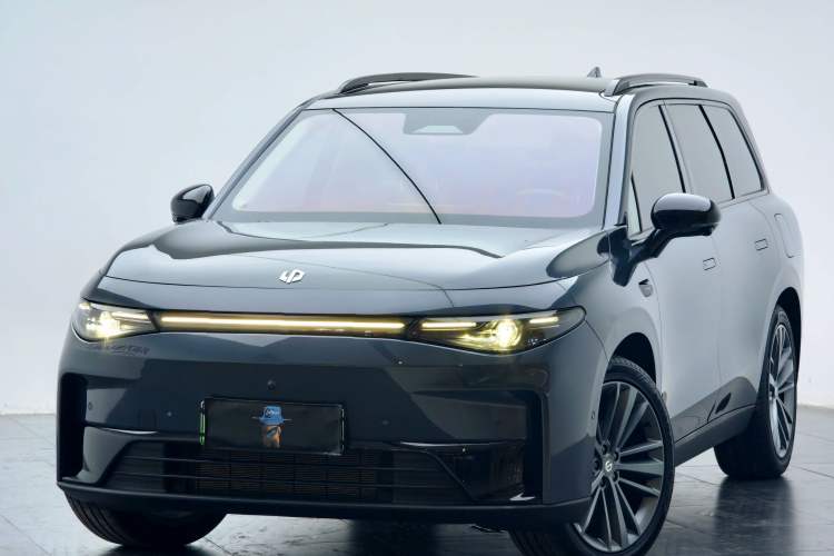 Used Leapmotor C16 2024 Range-Extended 200 Luxury Edition Exterior 3