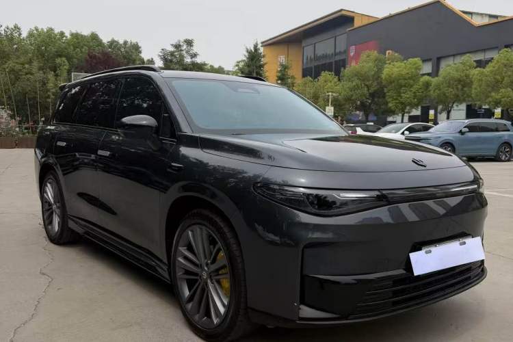 Used Leapmotor C16 2024 Range-Extended 200 Luxury Edition Exterior 3