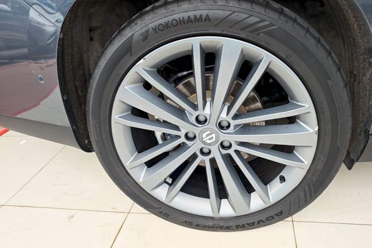 Used Leapmotor C16 2024 Range-Extended 200 Luxury Edition Exterior 5