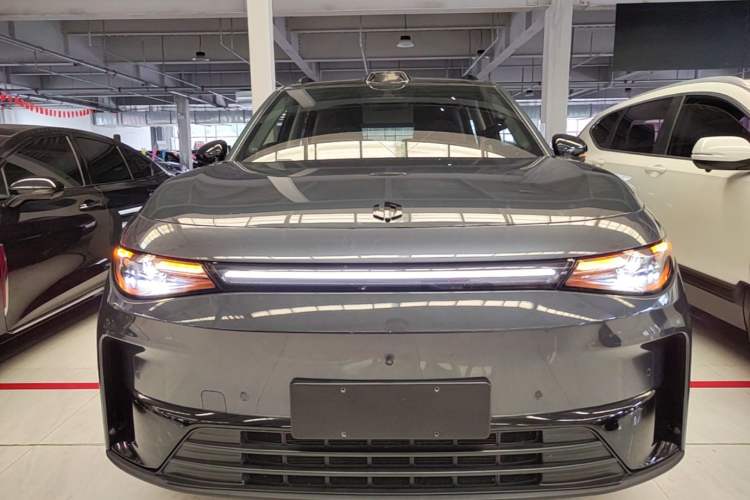 Used Leapmotor C16 2024 Range-Extended 200 Luxury Edition Front