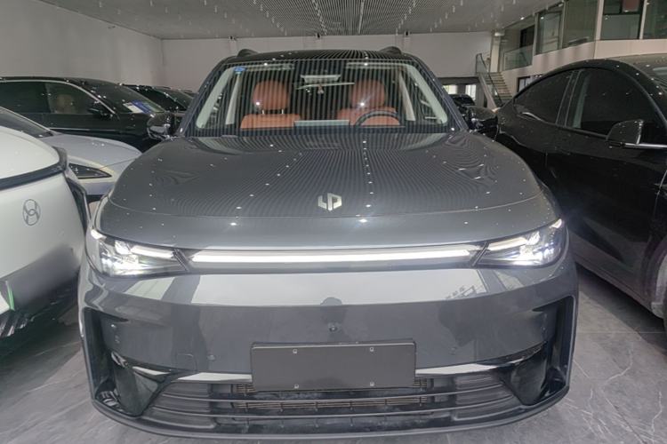 Used Leapmotor C16 2024 Range-Extended 200 Luxury Edition Front