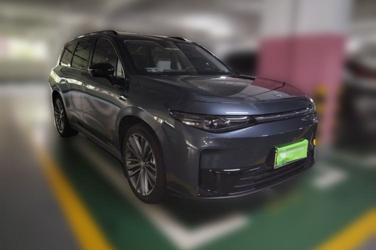 Used Leapmotor C16 2024 Range-Extended 200 Luxury Edition Front Right 45 Deg