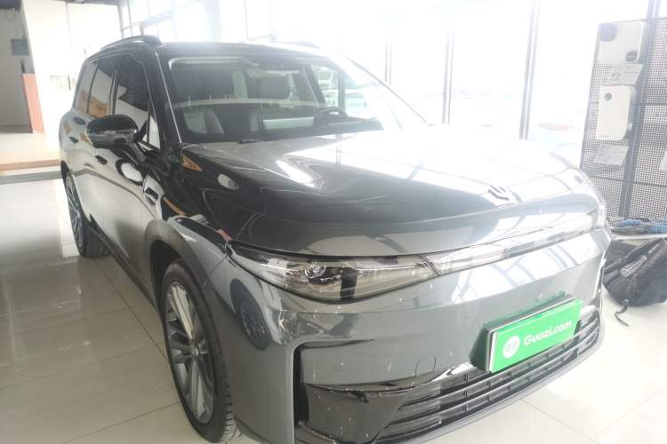 Used Leapmotor C16 2024 Range-Extended 200 Luxury Edition Front Right 45 Deg