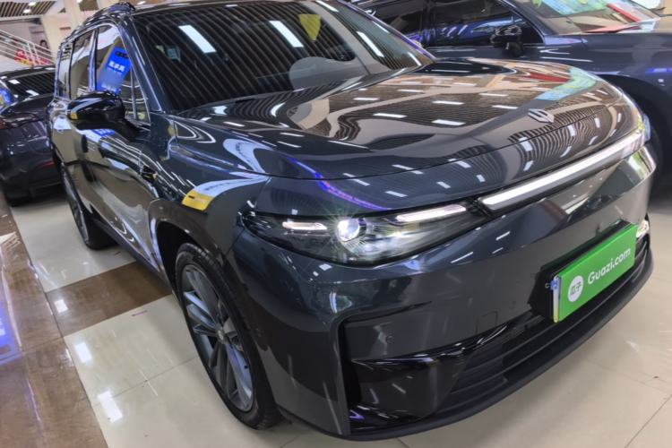 Used Leapmotor C16 2024 Range-Extended 200 Luxury Edition Front Right 45 Deg