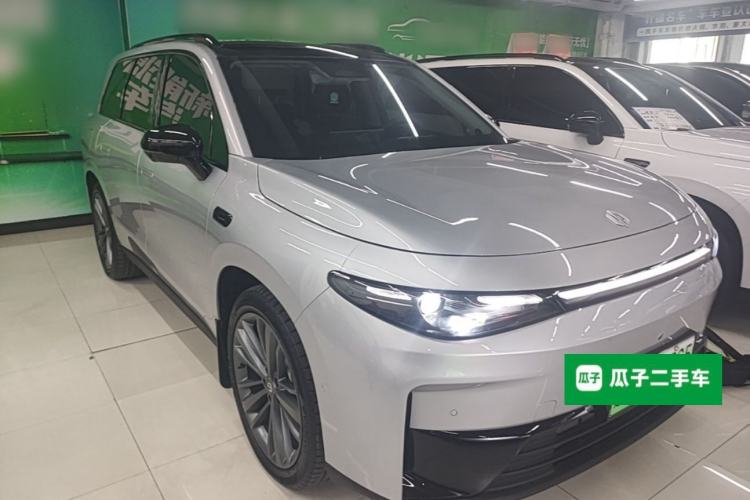 Used Leapmotor C16 2024 Range-Extended 200 Luxury Edition Front Right 45 Deg