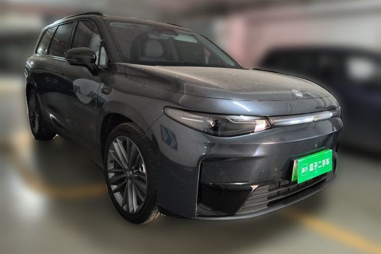 Used Leapmotor C16 2024 Range-Extended 200 Luxury Edition Front Right 45 Deg