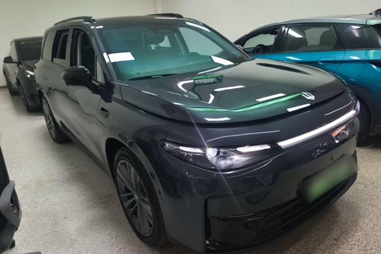 Used Leapmotor C16 2024 Range-Extended 200 Luxury Edition Front Right 45 Deg