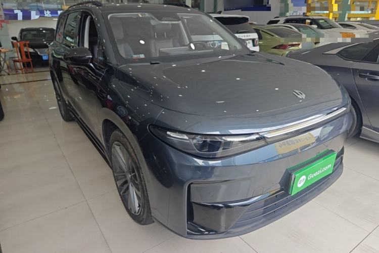 Used Leapmotor C16 2024 Range-Extended 200 Luxury Edition Front Right 45 Deg
