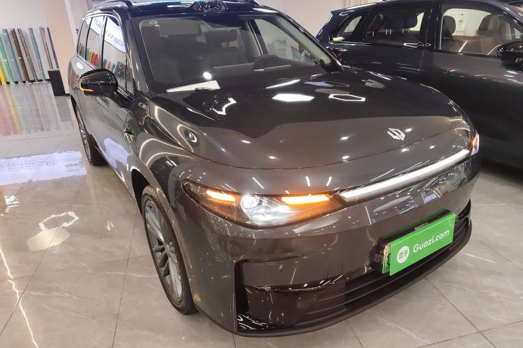 Used Leapmotor C16 2024 All-Electric 520 LiDAR Edition Front Right 45 Deg