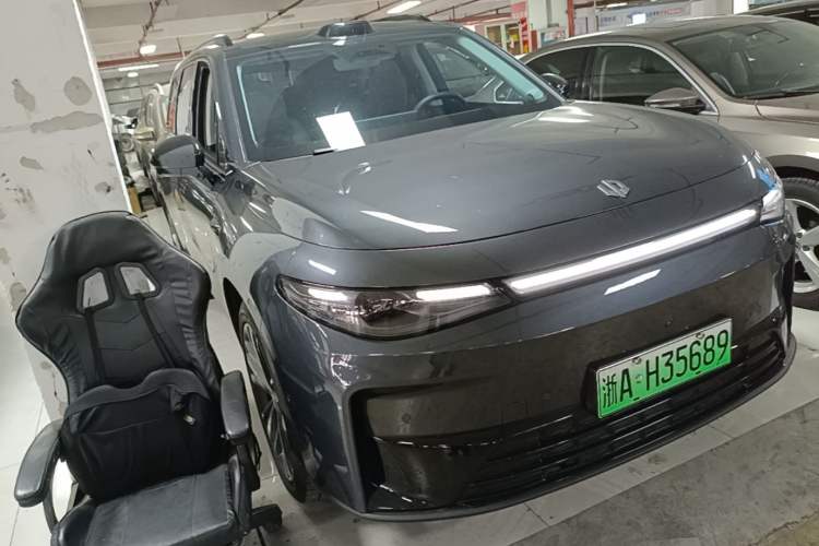 Used Leapmotor C16 2024 Range-Extended 200 LiDAR Edition Front Right 45 Deg
