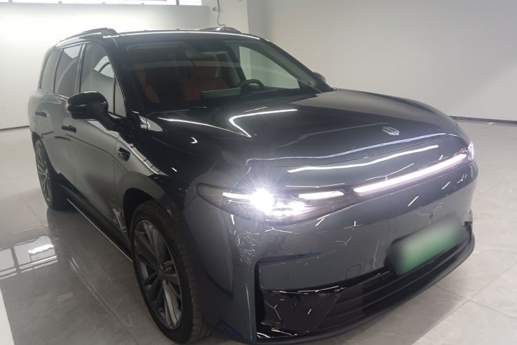 Used Leapmotor C16 2024 Range-Extended 200 Luxury Edition Front Right 45 Deg