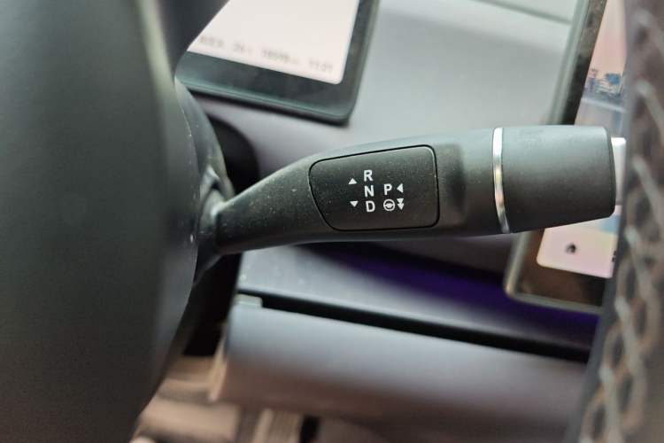 Used Leapmotor C16 2024 Range-Extended 200 Luxury Edition Gear Lever