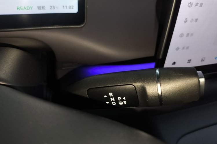Used Leapmotor C16 2024 All-Electric 520 LiDAR Edition Gear Lever