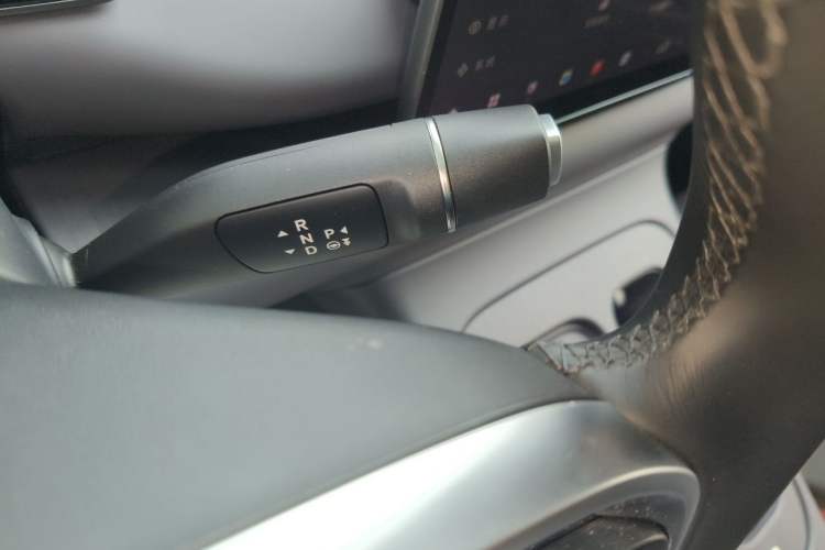 Used Leapmotor C16 2024 Range-Extended 200 Luxury Edition Gear Lever