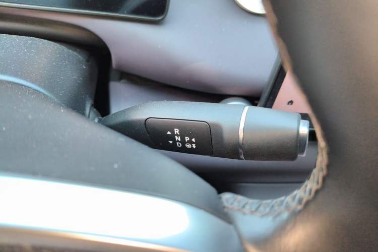 Used Leapmotor C16 2024 All-Electric 520 LiDAR Edition Gear Lever
