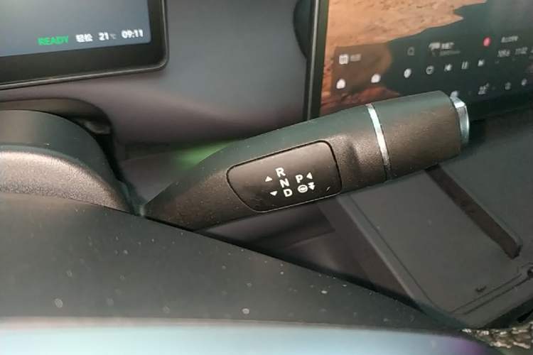 Used Leapmotor C16 2024 Pure Electric 520 Deluxe Edition Gear Lever