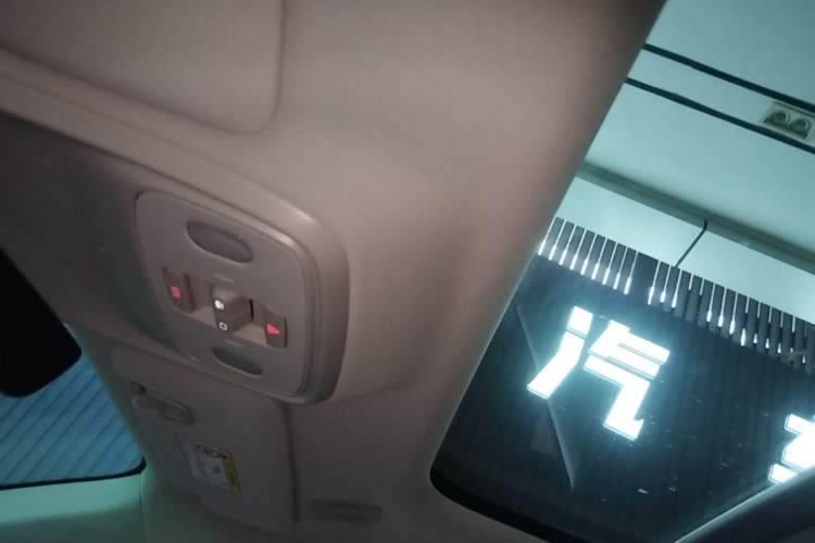 Used Leapmotor C16 2024 Range-Extended 200 Luxury Edition Headliner