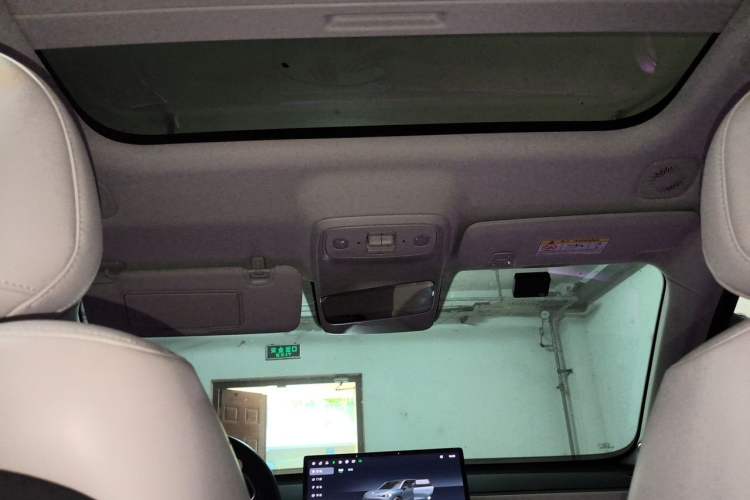 Used Leapmotor C16 2024 Range-Extended 200 Luxury Edition Headliner