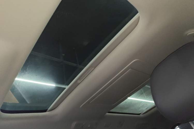 Used Leapmotor C16 2024 Range-Extended 200 Luxury Edition Headliner