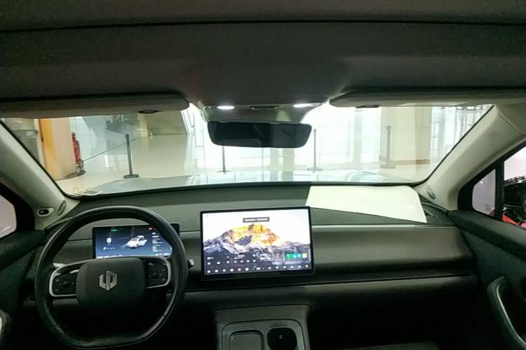 Used Leapmotor C16 2024 Range-Extended 200 Luxury Edition Headliner