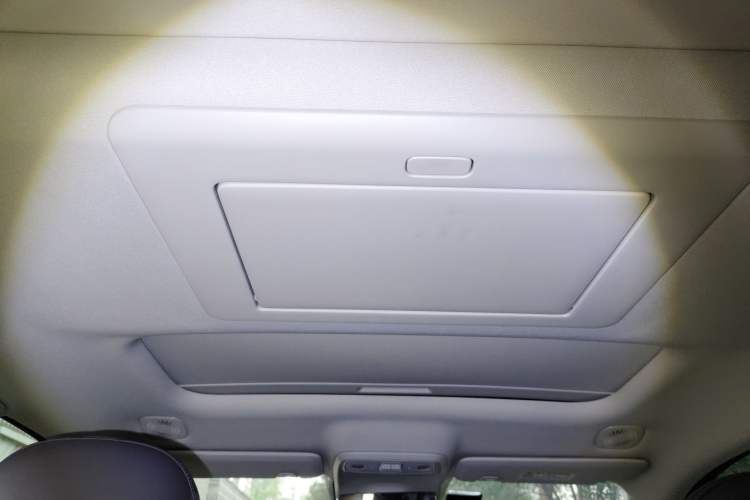 Used Leapmotor C16 2024 Range-Extended 200 Luxury Edition Headliner