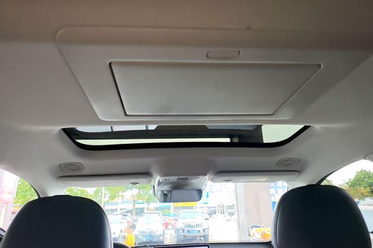Used Leapmotor C16 2024 Range-Extended 200 Luxury Edition Headliner