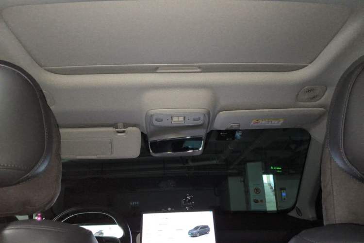 Used Leapmotor C16 2024 All-Electric 520 LiDAR Edition Headliner