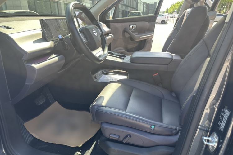 Used Leapmotor C16 2024 Pure Electric 520 Deluxe Edition Interior 1