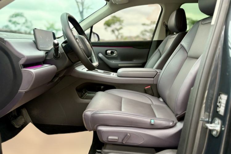 Used Leapmotor C16 2024 Range-Extended 200 Luxury Edition Interior 11