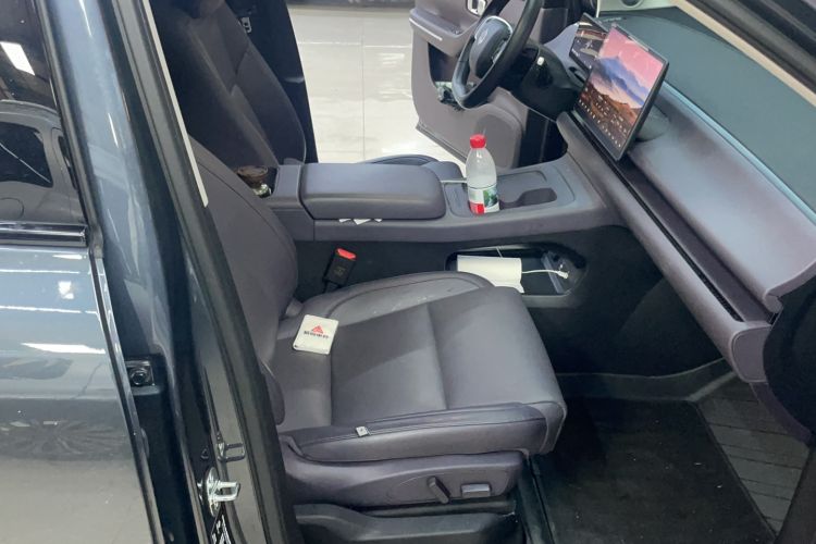 Used Leapmotor C16 2024 Range-Extended 200 Luxury Edition Interior 2