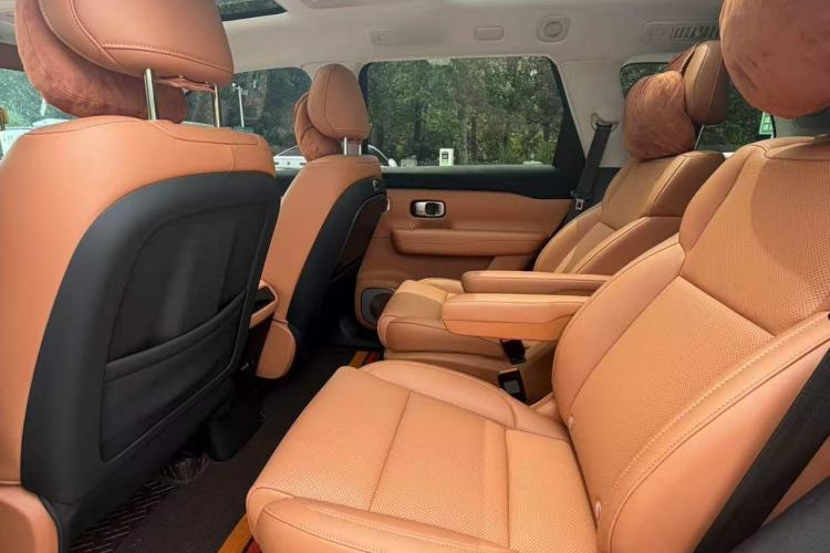 Used Leapmotor C16 2024 Range-Extended 200 Luxury Edition Interior 2