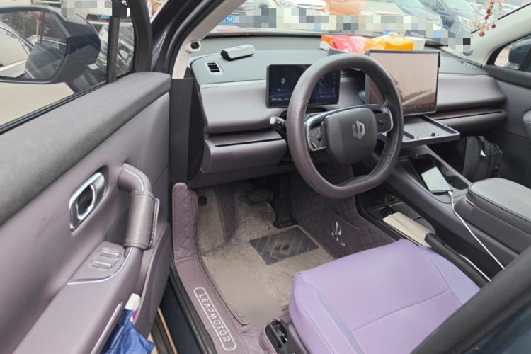 Used Leapmotor C16 2024 Range-Extended 200 Luxury Edition Interior 3