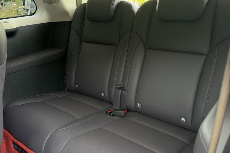 Used Leapmotor C16 2024 Range-Extended 200 Luxury Edition Interior 3