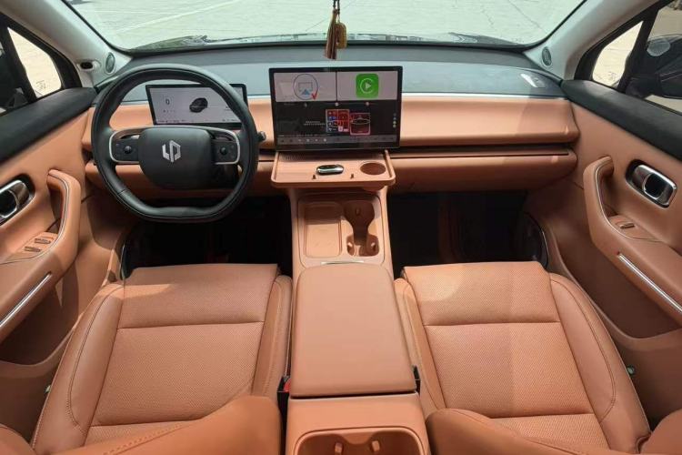Used Leapmotor C16 2024 Range-Extended 200 Luxury Edition Interior 3