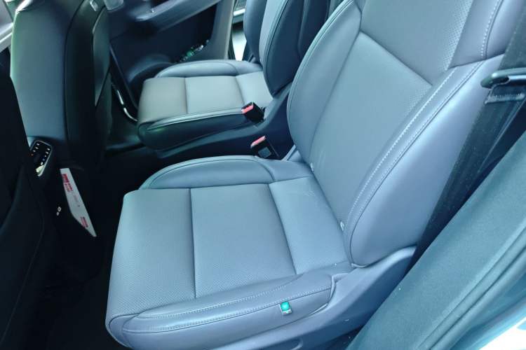 Used Leapmotor C16 2024 Range-Extended 200 Luxury Edition Interior 4