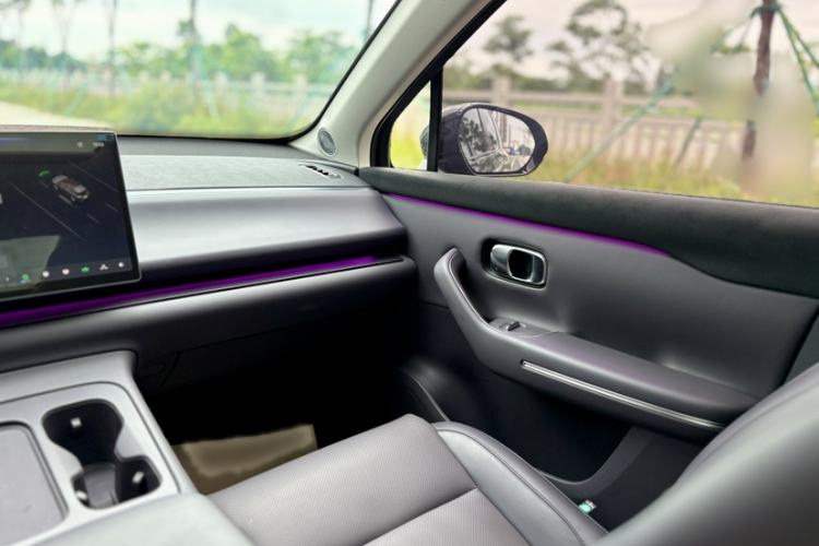 Used Leapmotor C16 2024 Range-Extended 200 Luxury Edition Interior 5